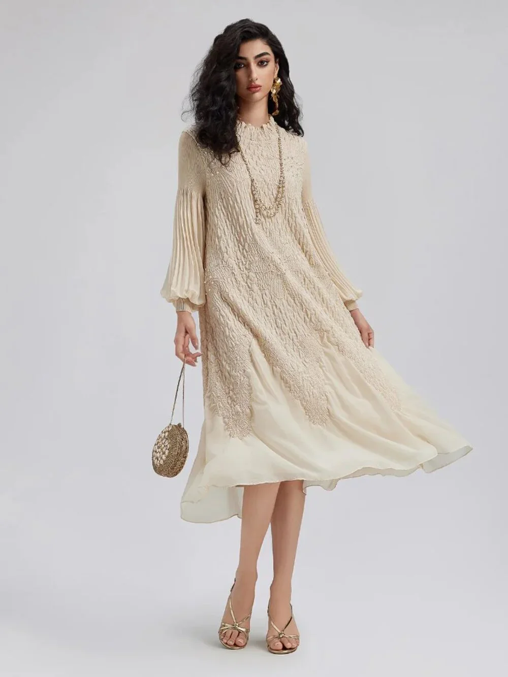 Rich Radi Q'S Round Neck Pleated Loose Embroidered Dress - Picture 10 of 15